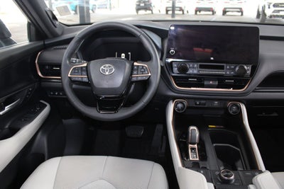 2025 Toyota Grand Highlander Hybrid MAX Platinum