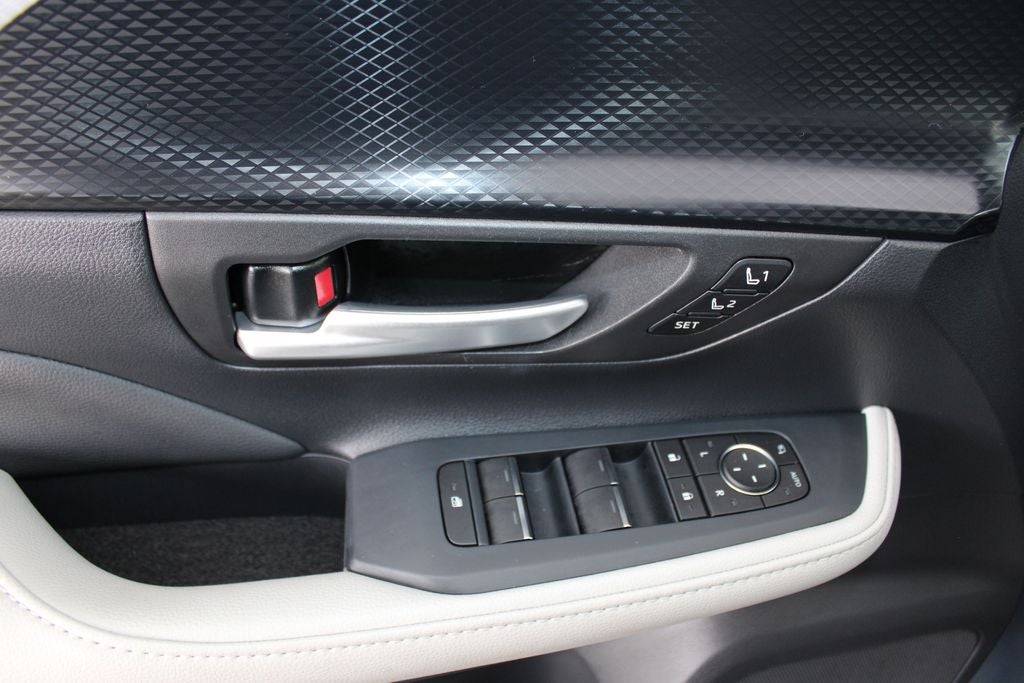 2025 Toyota Grand Highlander Hybrid MAX Platinum