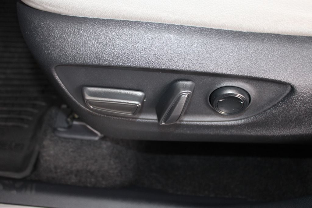 2025 Toyota Grand Highlander Hybrid MAX Platinum