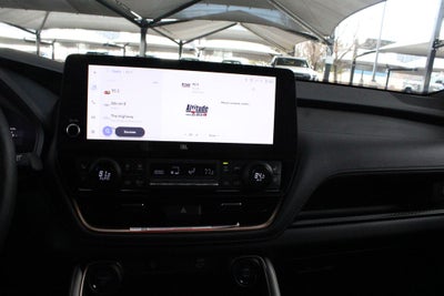 2025 Toyota Grand Highlander Hybrid MAX Platinum