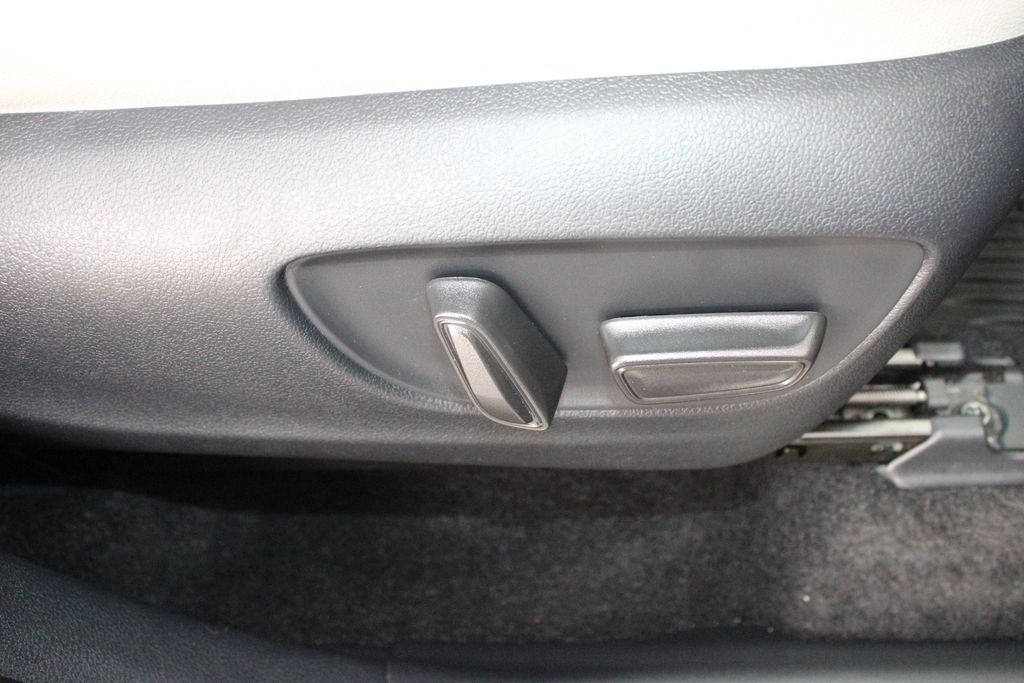 2025 Toyota Grand Highlander Hybrid MAX Platinum