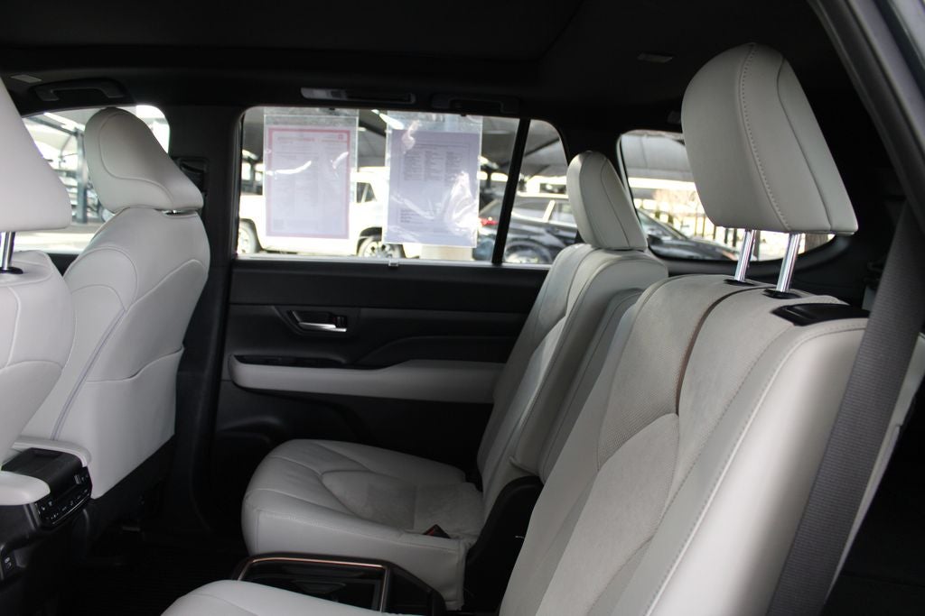 2025 Toyota Grand Highlander Hybrid MAX Platinum