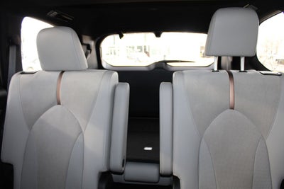 2025 Toyota Grand Highlander Hybrid MAX Platinum