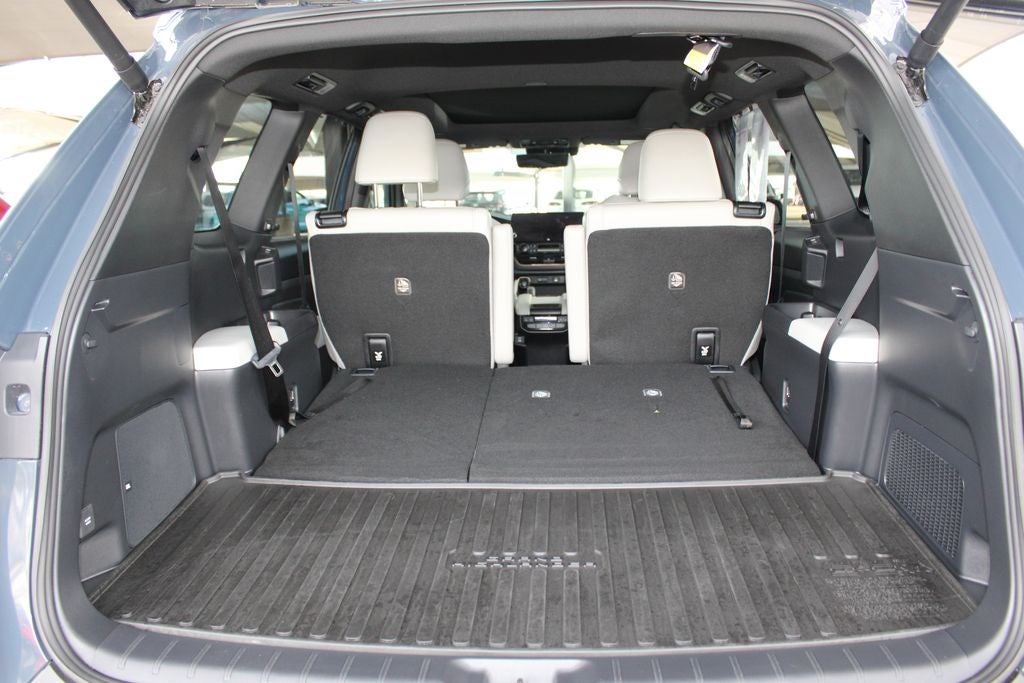 2025 Toyota Grand Highlander Hybrid MAX Platinum