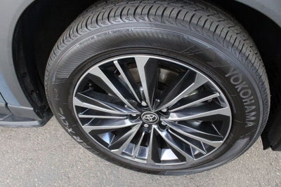 2025 Toyota Grand Highlander Hybrid MAX Platinum