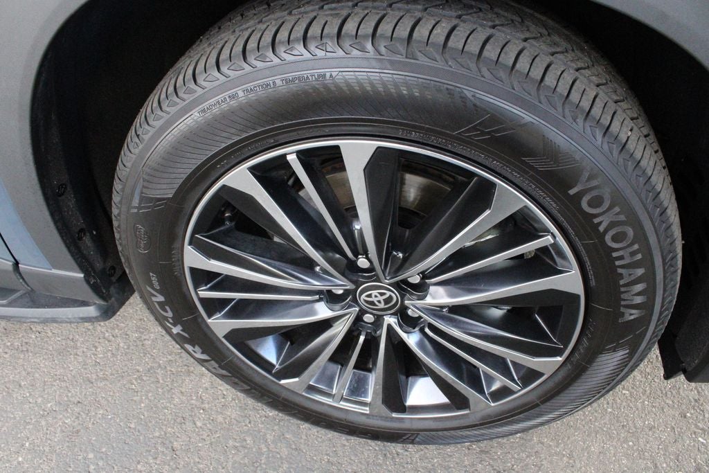 2025 Toyota Grand Highlander Hybrid MAX Platinum