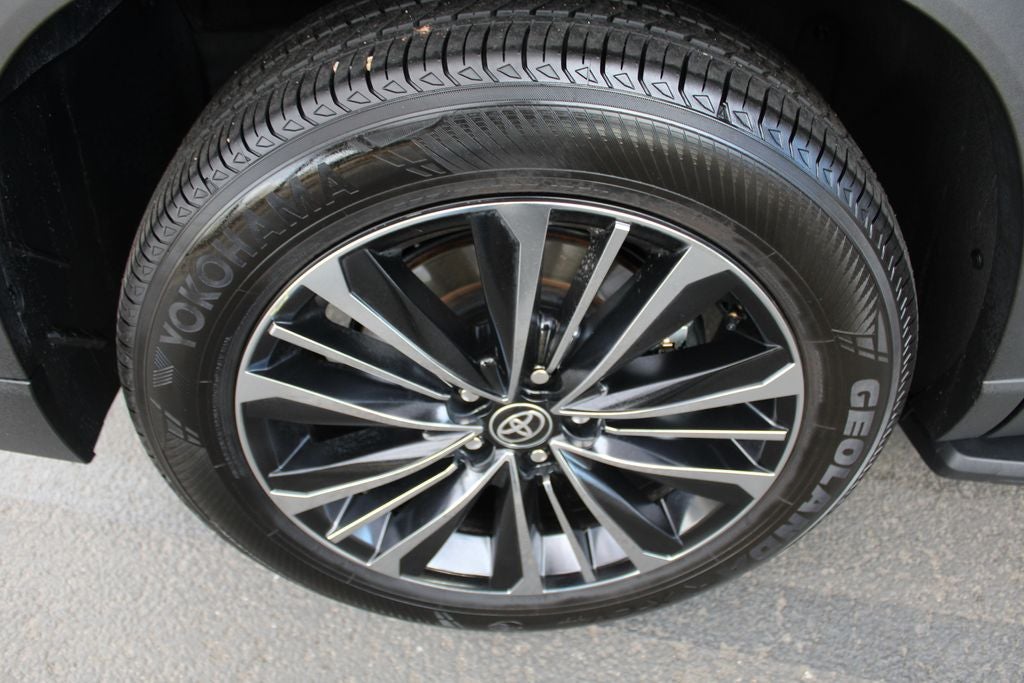 2025 Toyota Grand Highlander Hybrid MAX Platinum