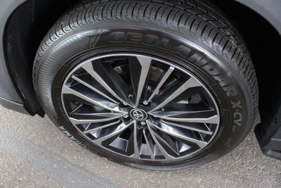 2025 Toyota Grand Highlander Hybrid MAX Platinum