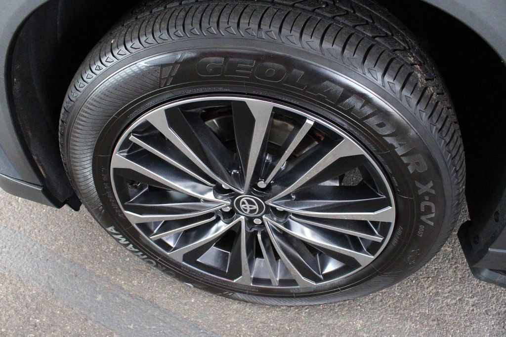 2025 Toyota Grand Highlander Hybrid MAX Platinum