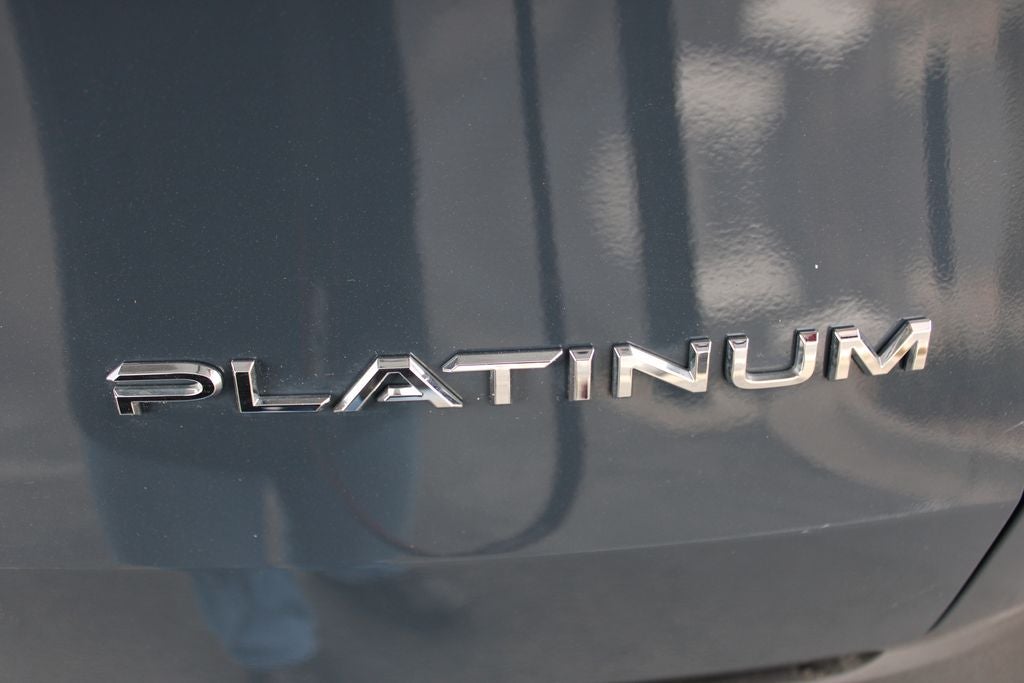 2025 Toyota Grand Highlander Hybrid MAX Platinum