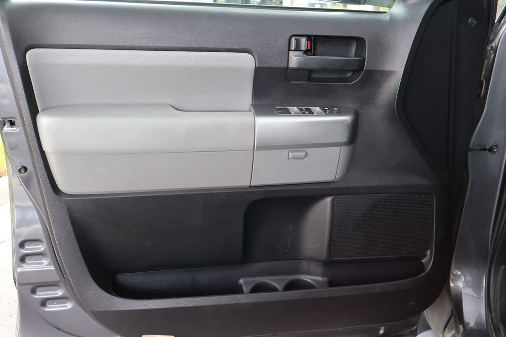2019 Toyota Sequoia SR5 5.7L