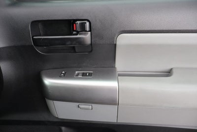2019 Toyota Sequoia SR5 5.7L