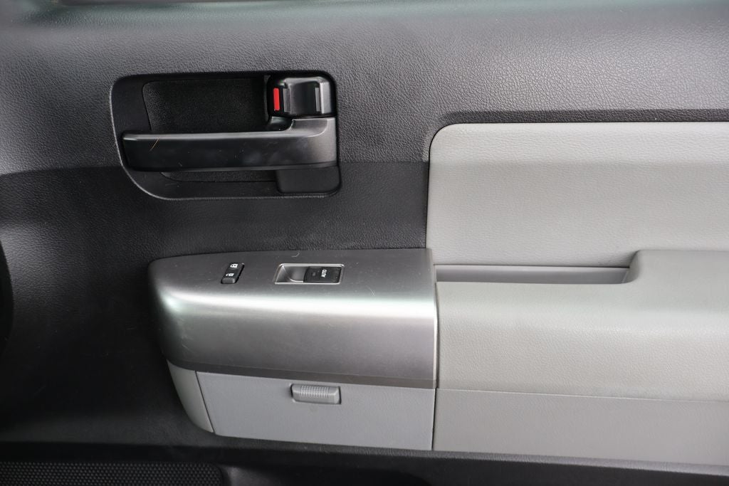 2019 Toyota Sequoia SR5 5.7L