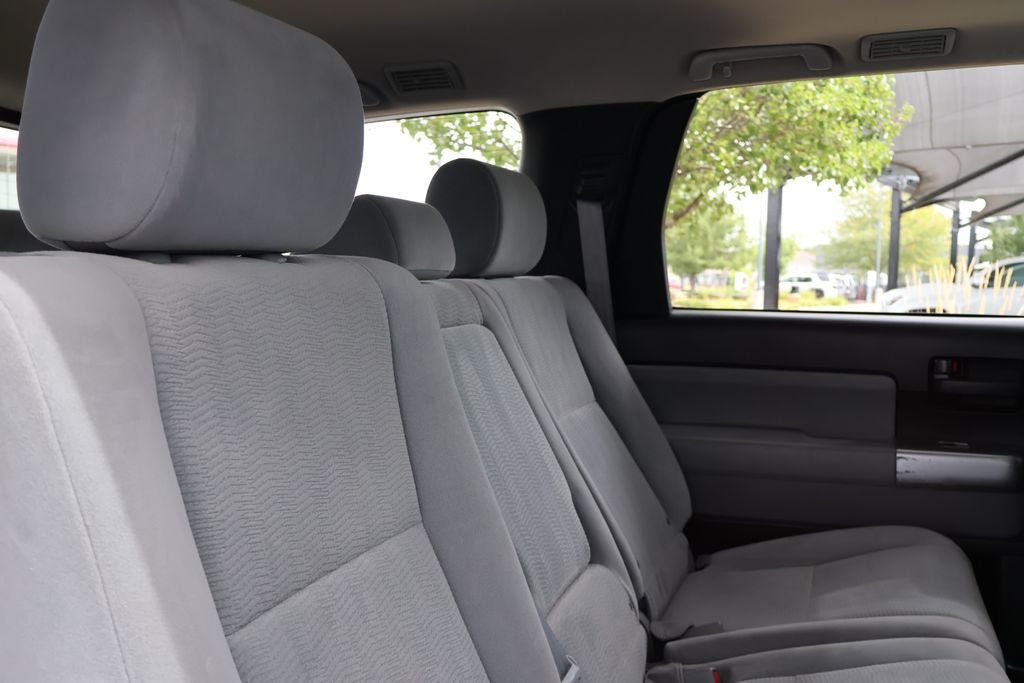 2019 Toyota Sequoia SR5 5.7L