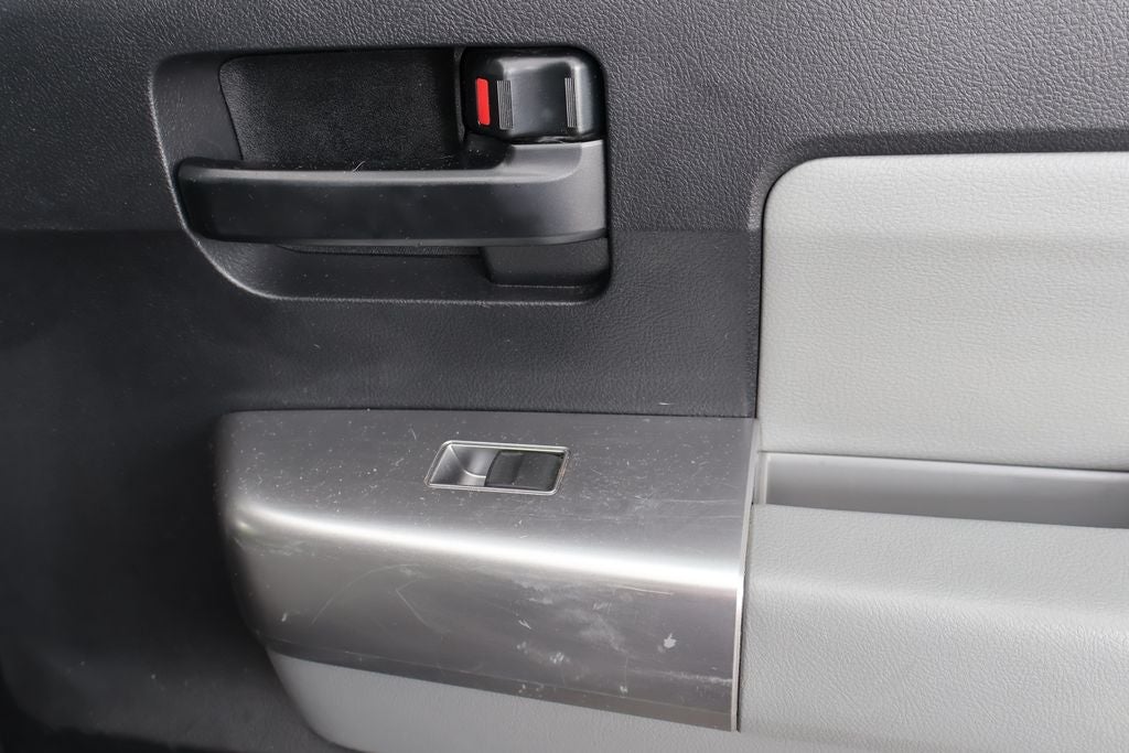 2019 Toyota Sequoia SR5 5.7L