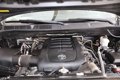 2019 Toyota Sequoia SR5 5.7L