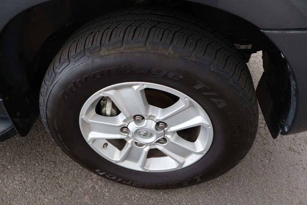 2019 Toyota Sequoia SR5 5.7L