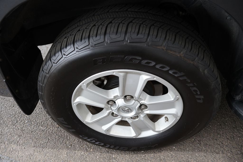 2019 Toyota Sequoia SR5 5.7L
