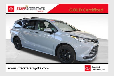 2025 Toyota Sienna Woodland Edition 7 Passenger