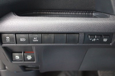 2025 Toyota Sienna Woodland Edition 7 Passenger