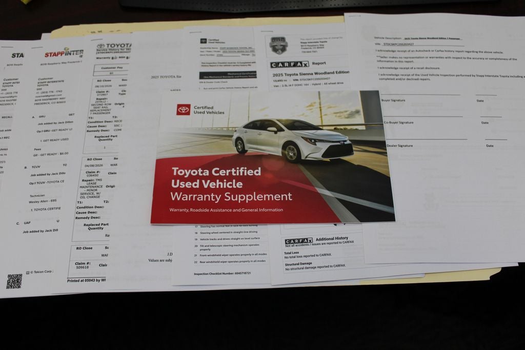 2025 Toyota Sienna Woodland Edition 7 Passenger