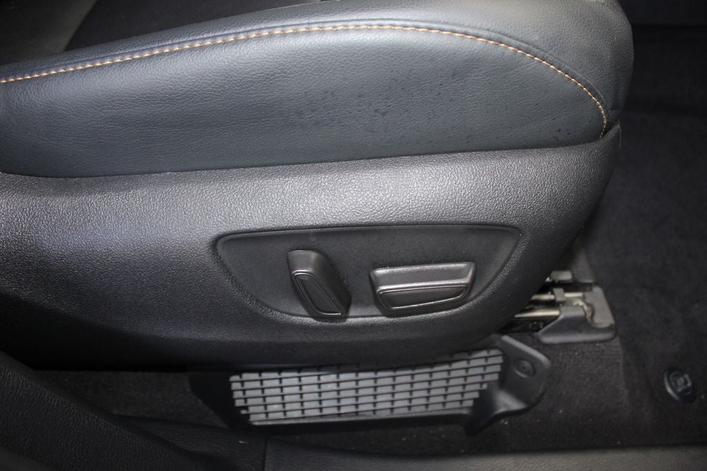 2025 Toyota Sienna Woodland Edition 7 Passenger