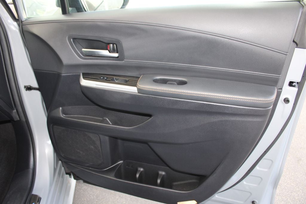 2025 Toyota Sienna Woodland Edition 7 Passenger