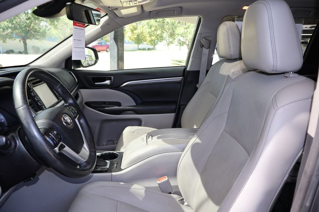 2017 Toyota Highlander Hybrid Limited Platinum
