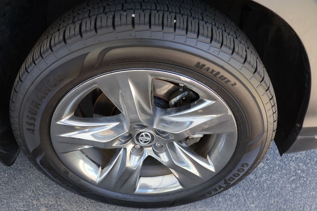 2017 Toyota Highlander Hybrid Limited Platinum