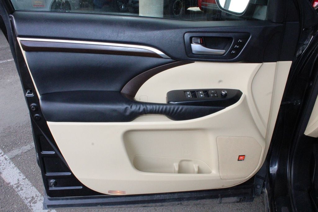 2015 Toyota HIGHLANDER Limited Platinum V6