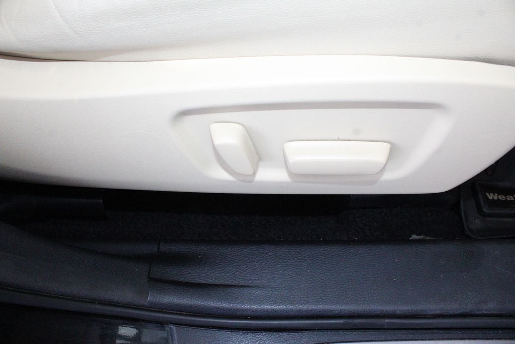 2015 Toyota HIGHLANDER Limited Platinum V6