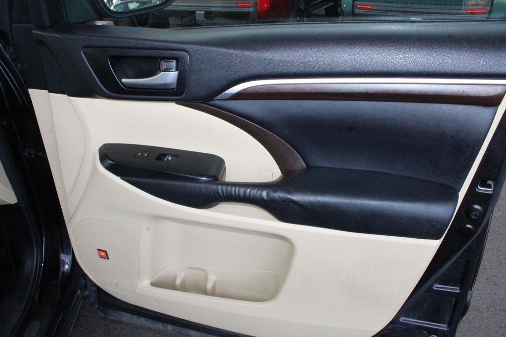 2015 Toyota HIGHLANDER Limited Platinum V6