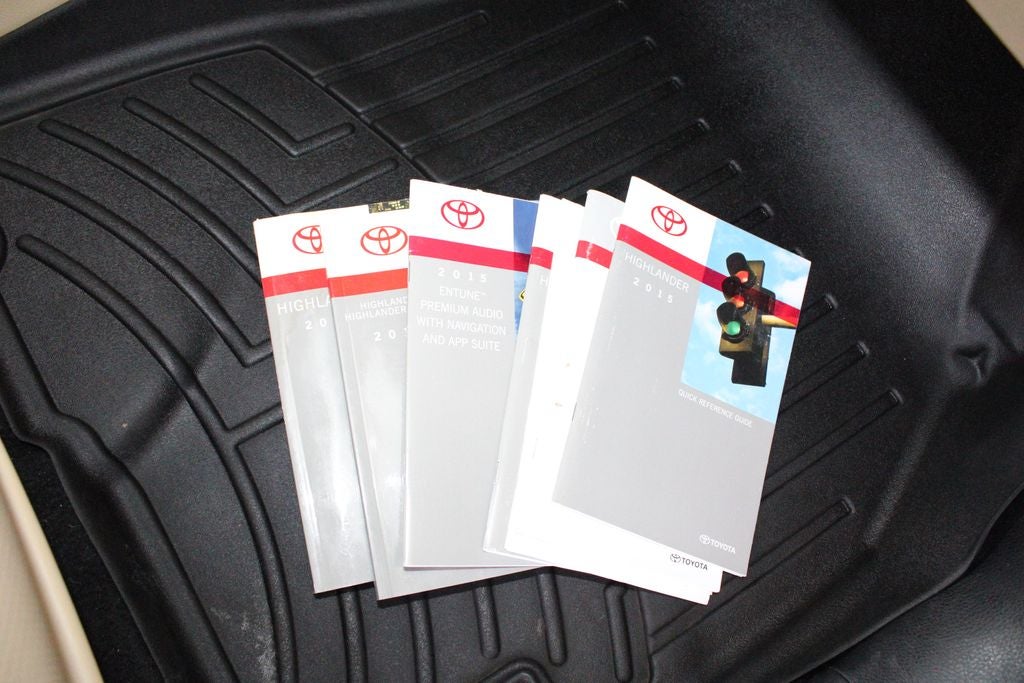 2015 Toyota HIGHLANDER Limited Platinum V6