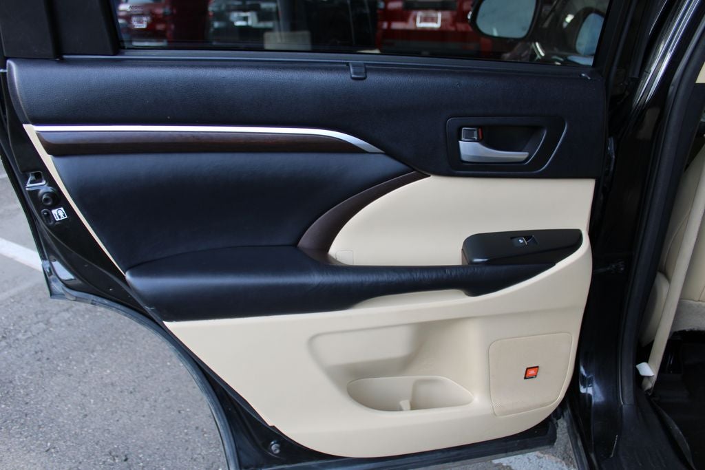 2015 Toyota HIGHLANDER Limited Platinum V6