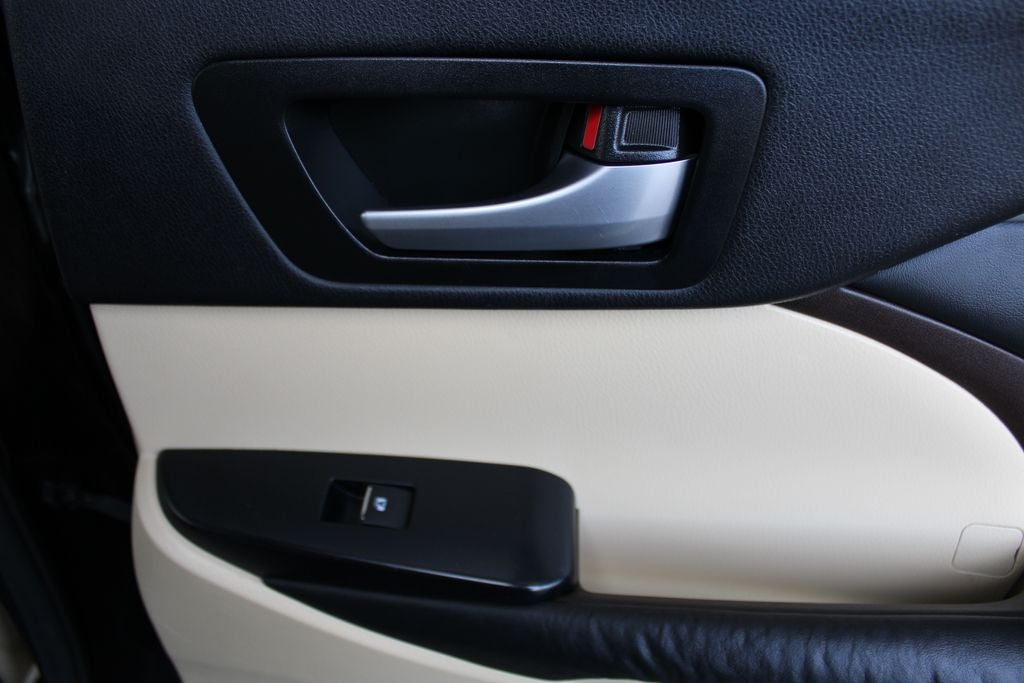 2015 Toyota HIGHLANDER Limited Platinum V6