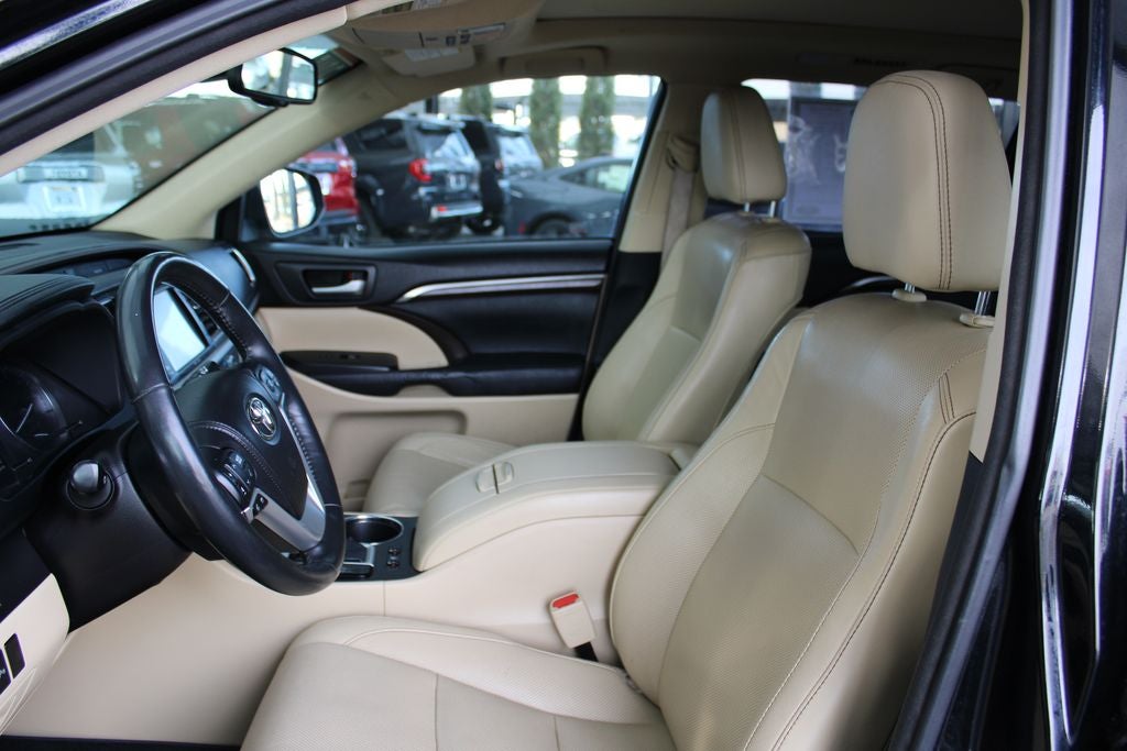 2015 Toyota HIGHLANDER Limited Platinum V6