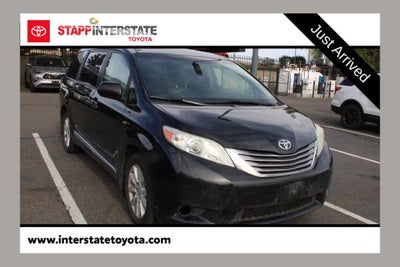 2017 Toyota SIENNA XLE 3.5L XLE 7 Passenger