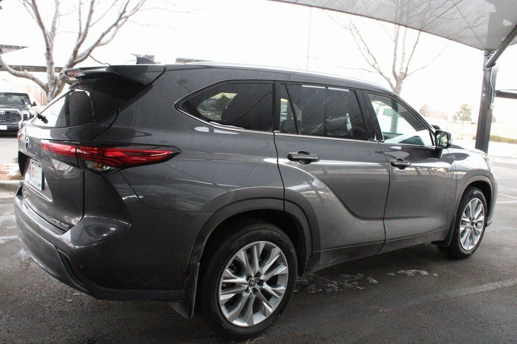 2022 Toyota Highlander Limited