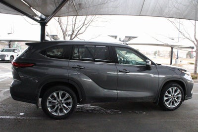 2022 Toyota Highlander Limited