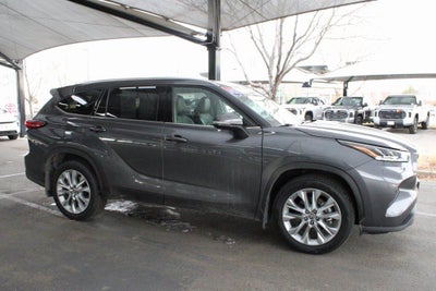 2022 Toyota Highlander Limited