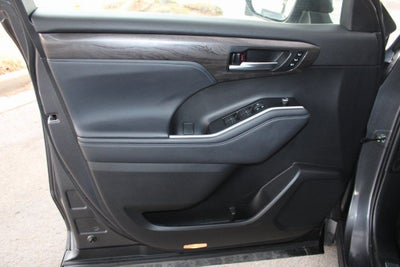 2022 Toyota Highlander Limited