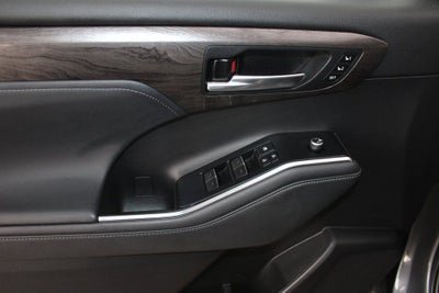 2022 Toyota Highlander Limited