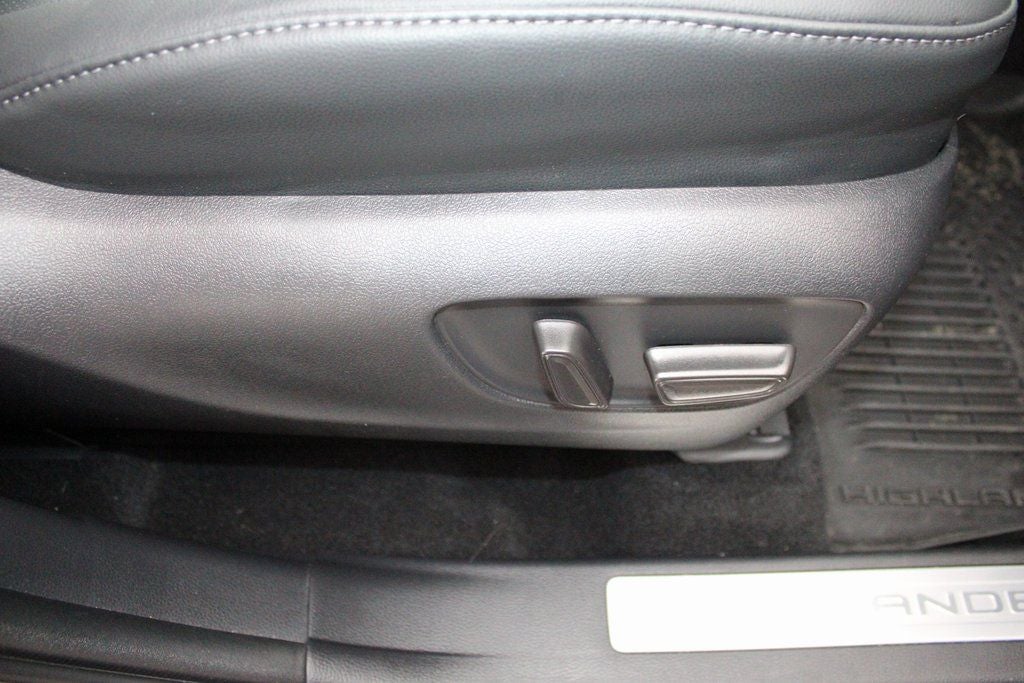 2022 Toyota Highlander Limited