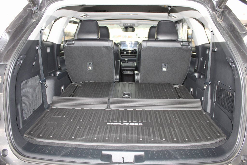 2022 Toyota Highlander Limited