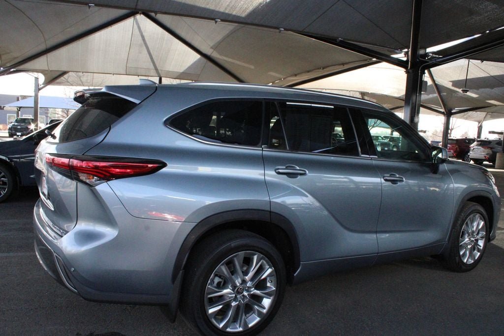 2021 Toyota HIGHLANDER Limited