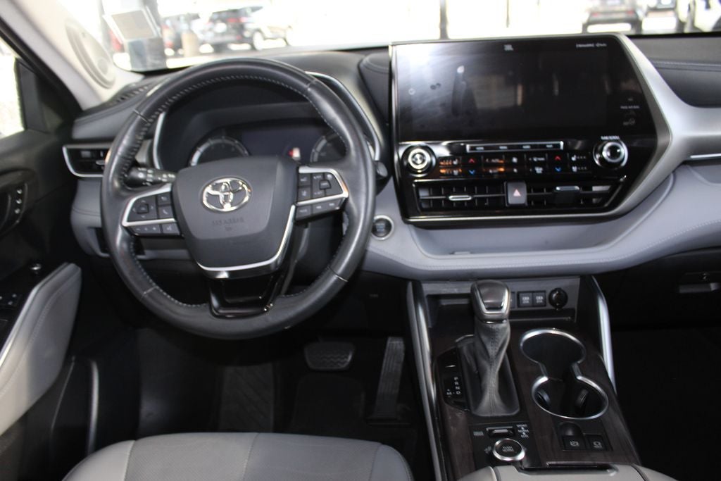 2021 Toyota HIGHLANDER Limited