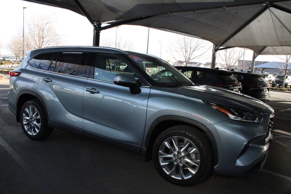 2021 Toyota HIGHLANDER Limited