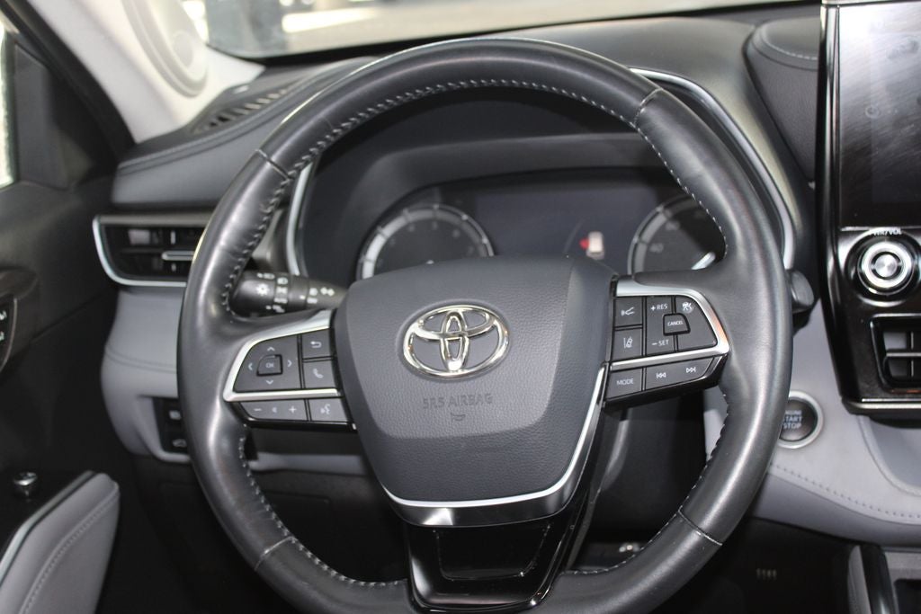 2021 Toyota HIGHLANDER Limited