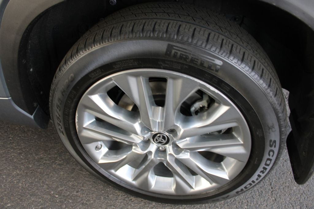 2021 Toyota HIGHLANDER Limited