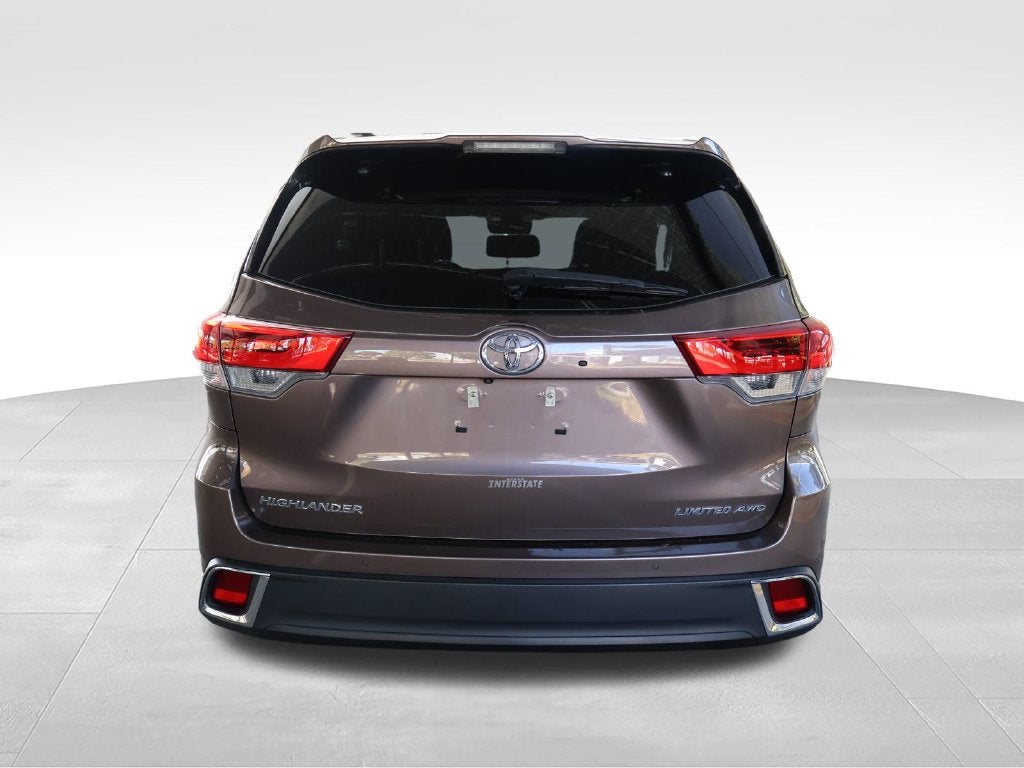 2017 Toyota Highlander Limited